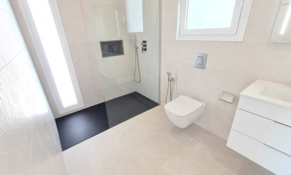 Herverkoop - 3. Halfvrijstaand huis - La Marina - Costa Blanca Noord