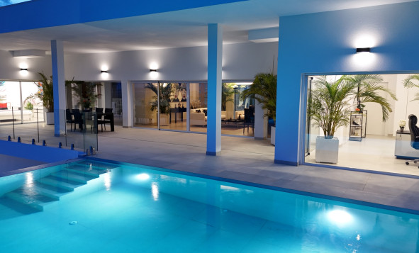 Herverkoop - 3. Halfvrijstaand huis - La Marina - Costa Blanca Noord