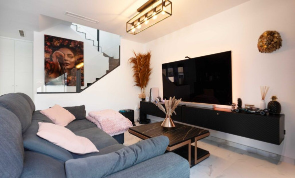 Herverkoop - 3. Halfvrijstaand huis - Los Montesinos - Costa Blanca Zuid