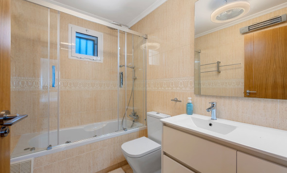 Resale - 3. Semi-detached house - Algorfa - Costa Blanca South