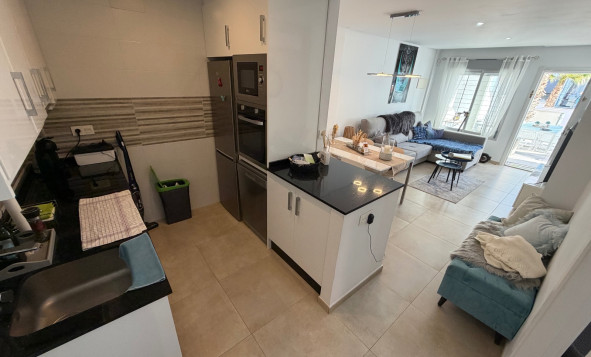 Resale - 1. Apartment / flat - Orihuela Costa - Costa Blanca South