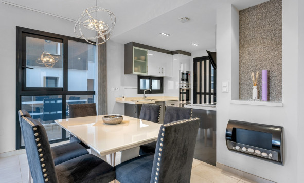 Herverkoop - 3. Halfvrijstaand huis - Orihuela Costa - Costa Blanca Zuid