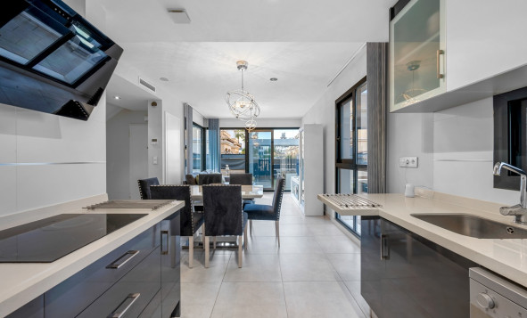 Herverkoop - 3. Halfvrijstaand huis - Orihuela Costa - Costa Blanca Zuid