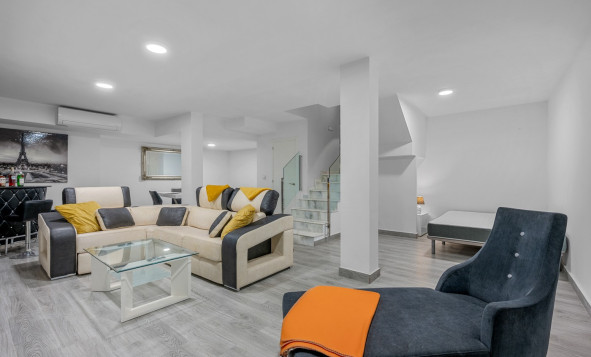 Herverkoop - 3. Halfvrijstaand huis - Orihuela Costa - Costa Blanca Zuid