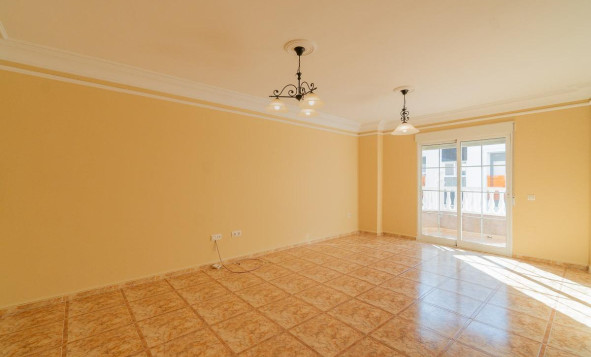 Herverkoop - 1. Appartement / flat - Torrevieja - Costa Blanca Zuid