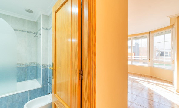 Herverkoop - 1. Appartement / flat - Torrevieja - Costa Blanca Zuid