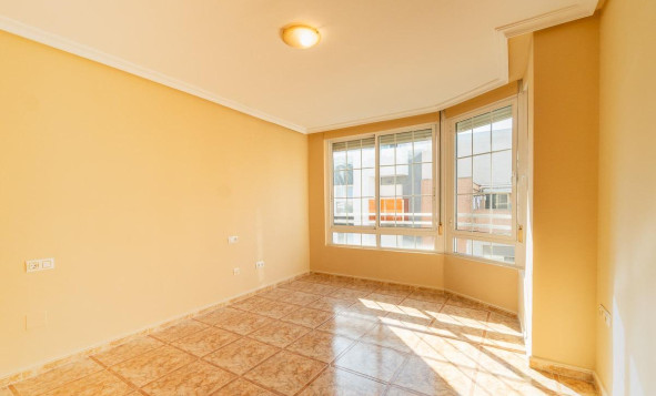 Herverkoop - 1. Appartement / flat - Torrevieja - Costa Blanca Zuid