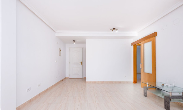 Resale - 1. Apartment / flat - Cabo Roig - Costa Blanca South