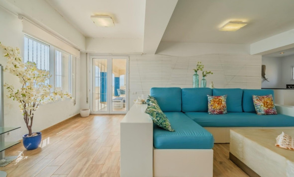 Herverkoop - 3. Halfvrijstaand huis - La Manga - Playa del Estacio