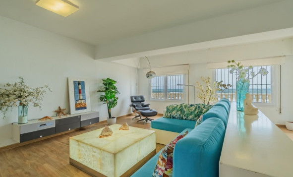 Herverkoop - 3. Halfvrijstaand huis - La Manga - Playa del Estacio