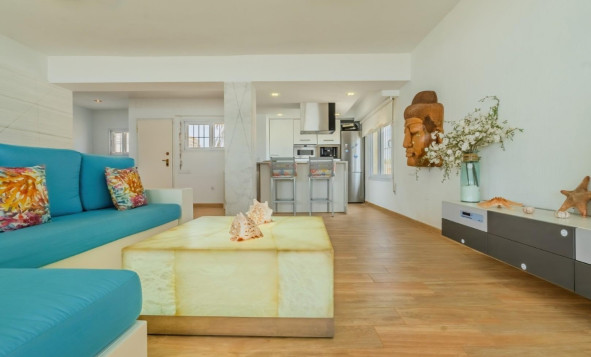 Herverkoop - 3. Halfvrijstaand huis - La Manga - Playa del Estacio