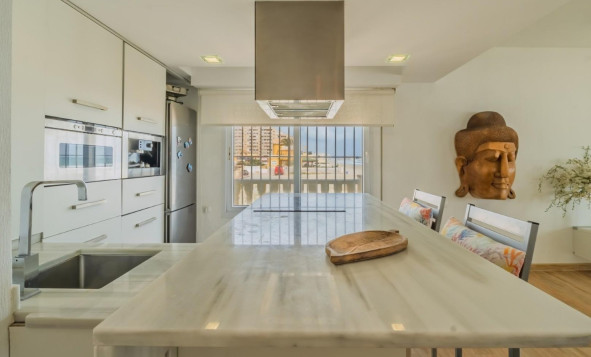 Herverkoop - 3. Halfvrijstaand huis - La Manga - Playa del Estacio