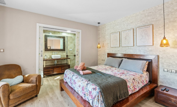 Resale - 3. Semi-detached house - Santa Pola - El Poble Llevanti