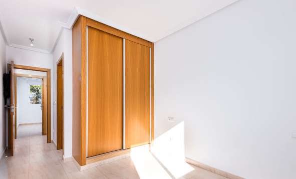 Resale - 1. Apartment / flat - Cabo Roig - Costa Blanca South