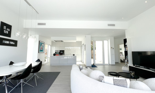 Herverkoop - 3. Halfvrijstaand huis - Las Colinas Golf and Country Club - Costa Blanca Zuid