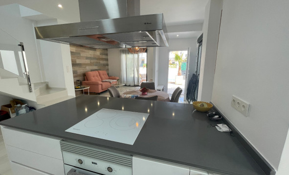 Herverkoop - 3. Halfvrijstaand huis - Benijofar - Costa Blanca Zuid