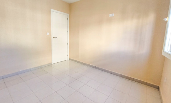 Herverkoop - 1. Appartement / flat - Torrevieja - Costa Blanca Zuid