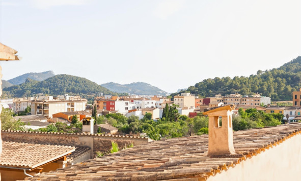 Herverkoop - 3. Halfvrijstaand huis - Andratx - Mallorca