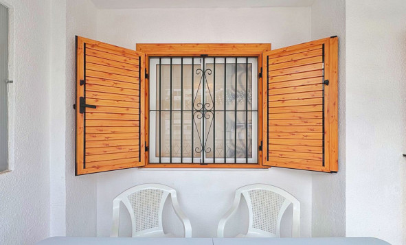 Resale - 1. Apartment / flat - Torrevieja - Costa Blanca South