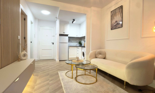 Herverkoop - 1. Appartement / flat - Torrevieja - Costa Blanca Zuid