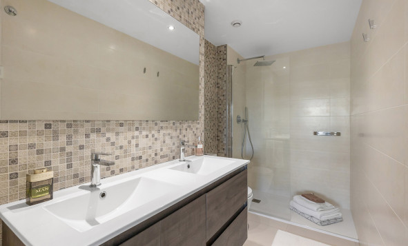 Herverkoop - 1. Appartement / flat - Torrevieja - Costa Blanca Zuid