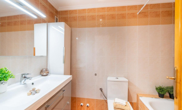 Herverkoop - 3. Halfvrijstaand huis - Torrevieja - Costa Blanca Zuid