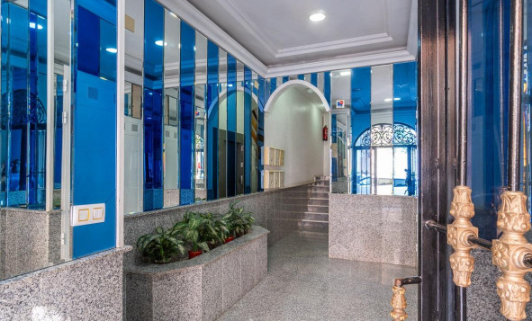 Herverkoop - 1. Appartement / flat - Torrevieja - Costa Blanca Zuid