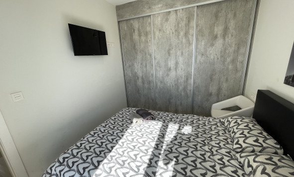 Herverkoop - 4. Halfvrijstaande villa - Villamartin - Costa Blanca Zuid