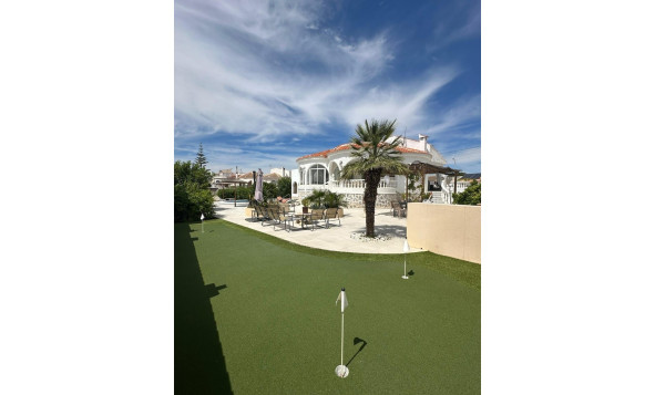 Herverkoop - 3. Halfvrijstaand huis - Torrevieja - Costa Blanca Zuid