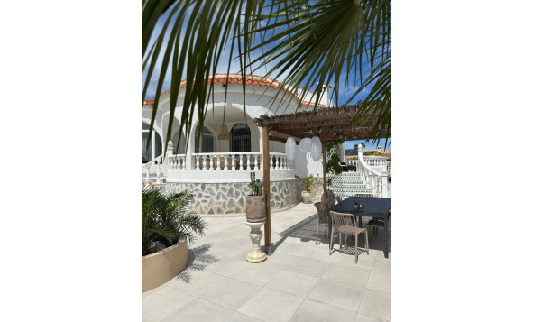 Herverkoop - 3. Halfvrijstaand huis - Torrevieja - Costa Blanca Zuid