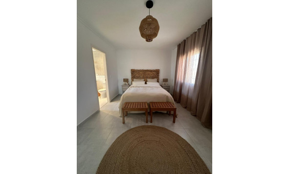 Herverkoop - 3. Halfvrijstaand huis - Torrevieja - Costa Blanca Zuid