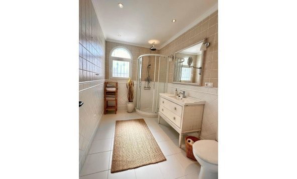 Herverkoop - 3. Halfvrijstaand huis - Torrevieja - Costa Blanca Zuid