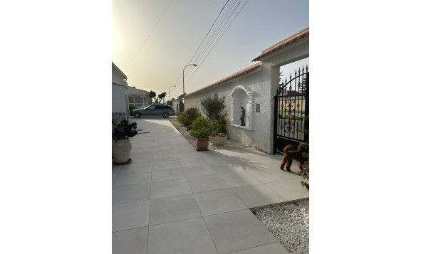 Herverkoop - 3. Halfvrijstaand huis - Torrevieja - Costa Blanca Zuid