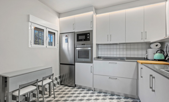 Herverkoop - 3. Halfvrijstaand huis - Elche - Costa Blanca Zuid