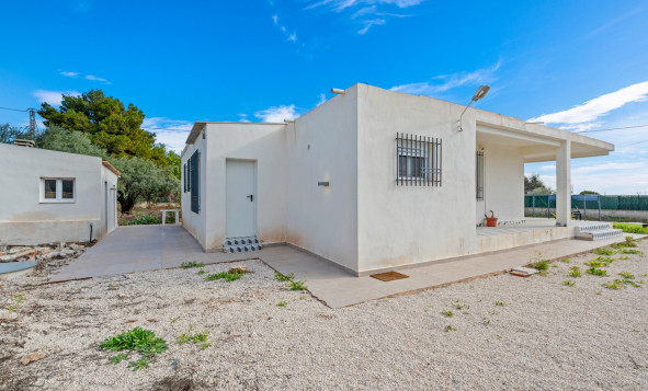 Herverkoop - 3. Halfvrijstaand huis - Elche - Costa Blanca Zuid