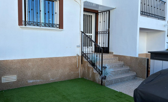 Herverkoop - 1. Appartement / flat - Punta Prima - Costa Blanca Zuid