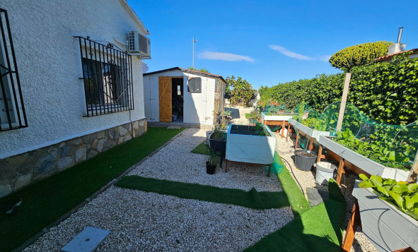 Herverkoop - 3. Halfvrijstaand huis - La Marina - Costa Blanca Zuid