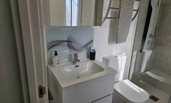 Herverkoop - 3. Halfvrijstaand huis - La Marina - Costa Blanca Zuid