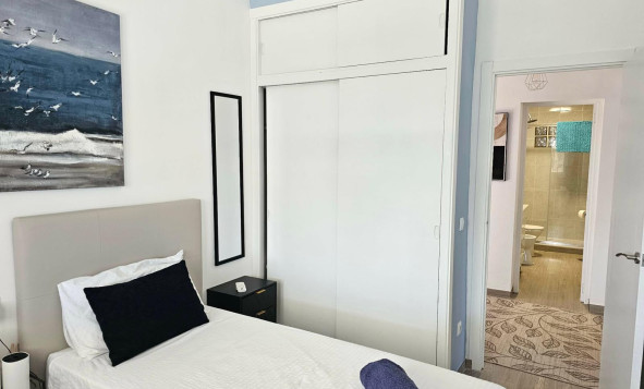 Herverkoop - 3. Halfvrijstaand huis - La Marina - Costa Blanca Zuid