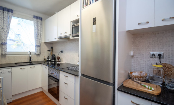 Herverkoop - 4. Halfvrijstaande villa - Villamartin - Costa Blanca Zuid