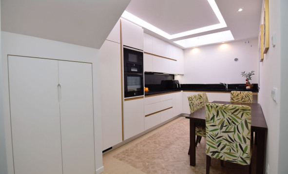 Herverkoop - 2. Town house / tussenwoning - La Florida - Costa Blanca Zuid