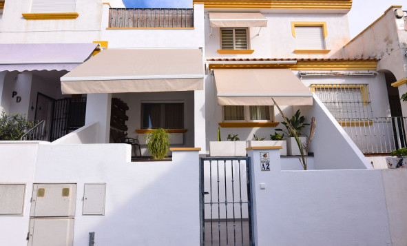 Herverkoop - 2. Town house / tussenwoning - La Florida - Costa Blanca Zuid