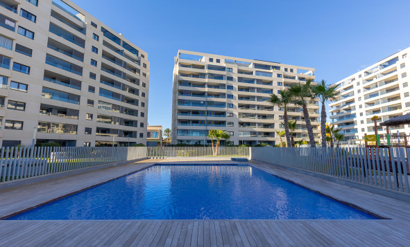 Herverkoop - 1. Appartement / flat - Torrevieja - Costa Blanca Zuid