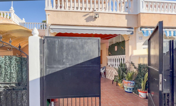 Resale - 3. Semi-detached house - Torrevieja - Costa Blanca South