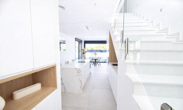 Herverkoop - 4. Halfvrijstaande villa - Santiago de Ribera - Costa Calida