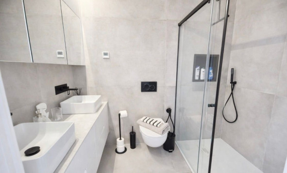 Herverkoop - 4. Halfvrijstaande villa - Santiago de Ribera - Costa Calida