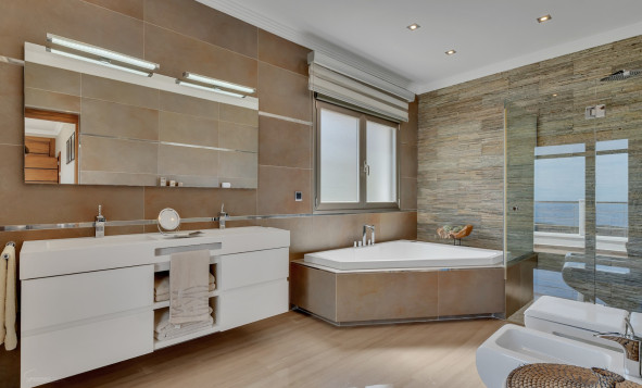 Herverkoop - 3. Halfvrijstaand huis - Benissa - Costa Blanca Noord