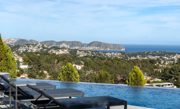 Herverkoop - 3. Halfvrijstaand huis - Benissa - Costa Blanca Noord