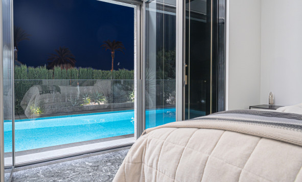 Resale - 3. Semi-detached house - La Zenia - Costa Blanca South