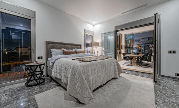 Resale - 3. Semi-detached house - La Zenia - Costa Blanca South